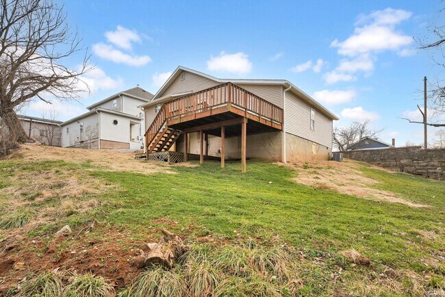 Building Photo - 1907 11th St