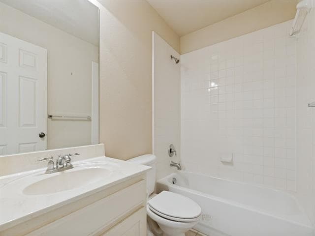 Building Photo - 8723 Sherwood Dr