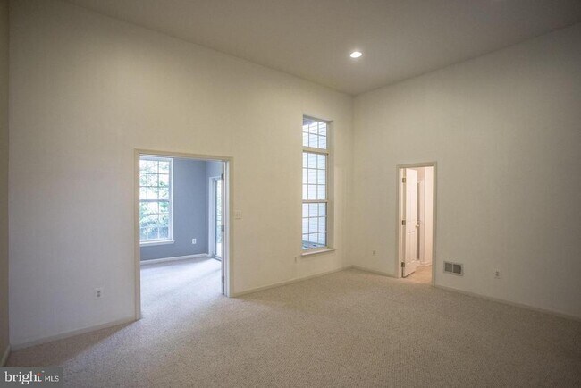Building Photo - 6513 Trask Terrace