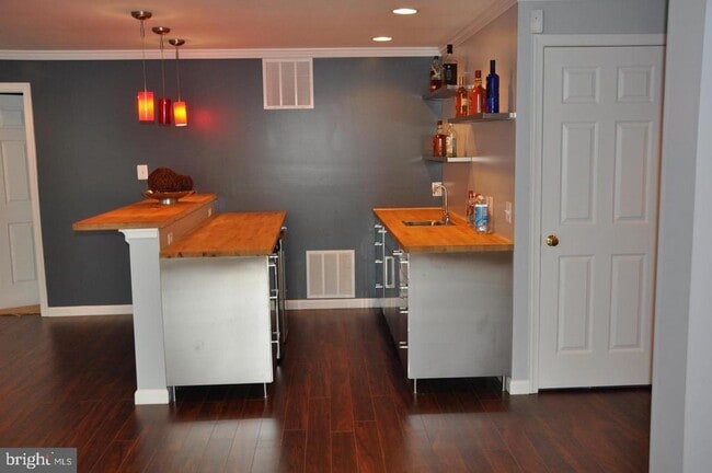 Building Photo - 1309 Yates Cir