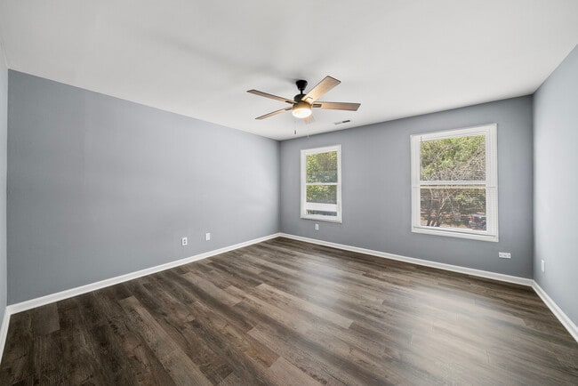 Building Photo - 2108 Treverton Pl