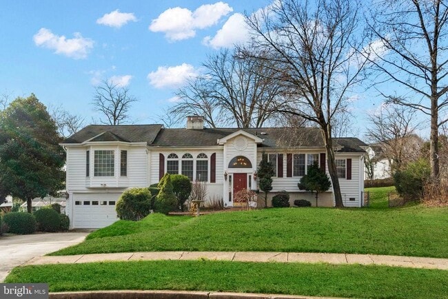 Building Photo - 1818 Panarama Ct