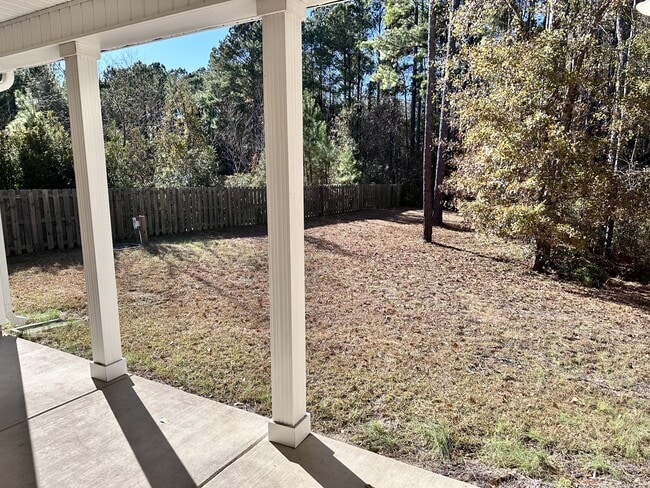 Building Photo - 413 Belhaven Ct