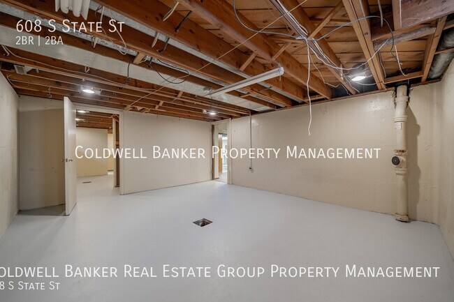 Building Photo - 608 S State St