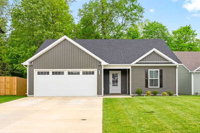 Primary Photo - 3 Bedroom Pet Friendly Home For Rent Near ...