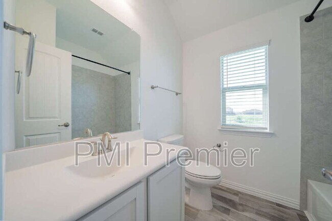 Building Photo - 14817 Equine Trail