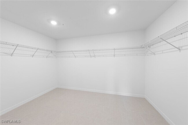 Building Photo - 17627 Paradiso Wy