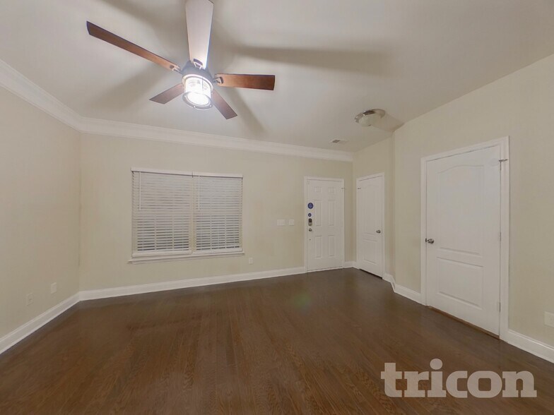 Building Photo - 102 Ellis Mill St