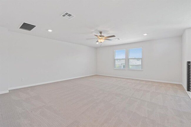 Building Photo - 321 Caisson Trl