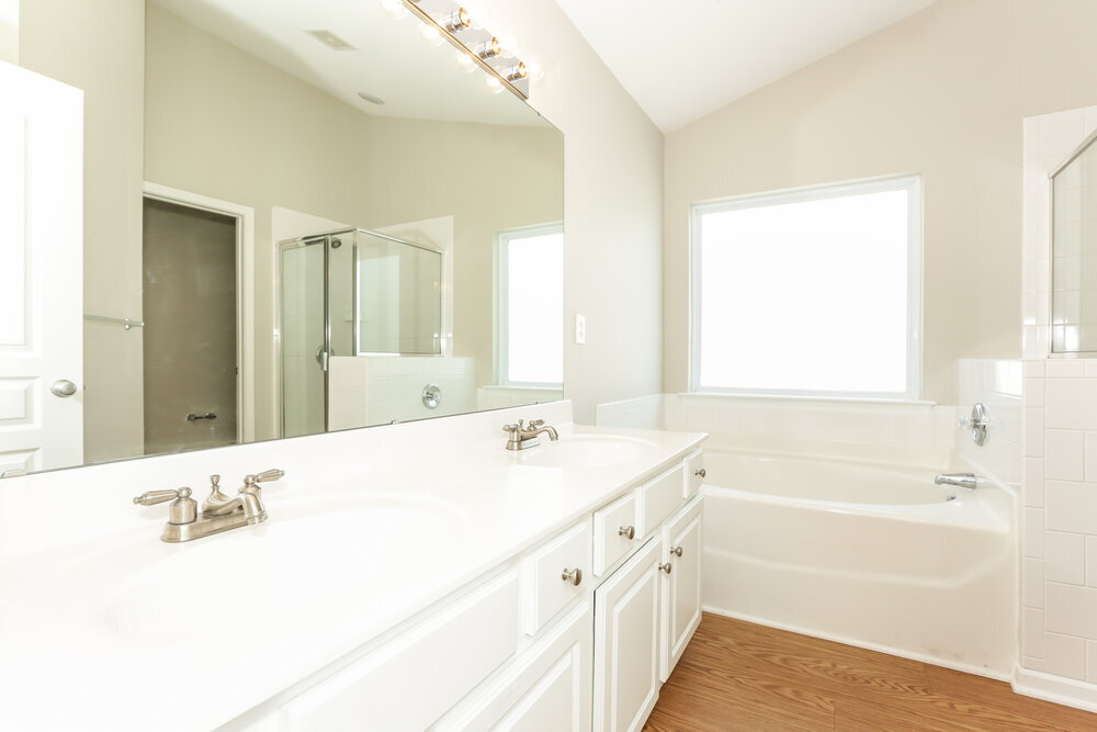 Building Photo - 2542 Carmathen Rd