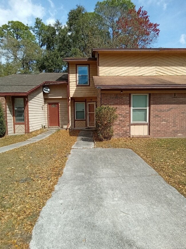 Building Photo - 4775 Barnes Rd S