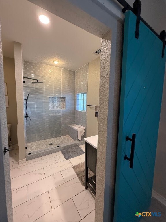 Building Photo - 1832 Canyon Lake Dr