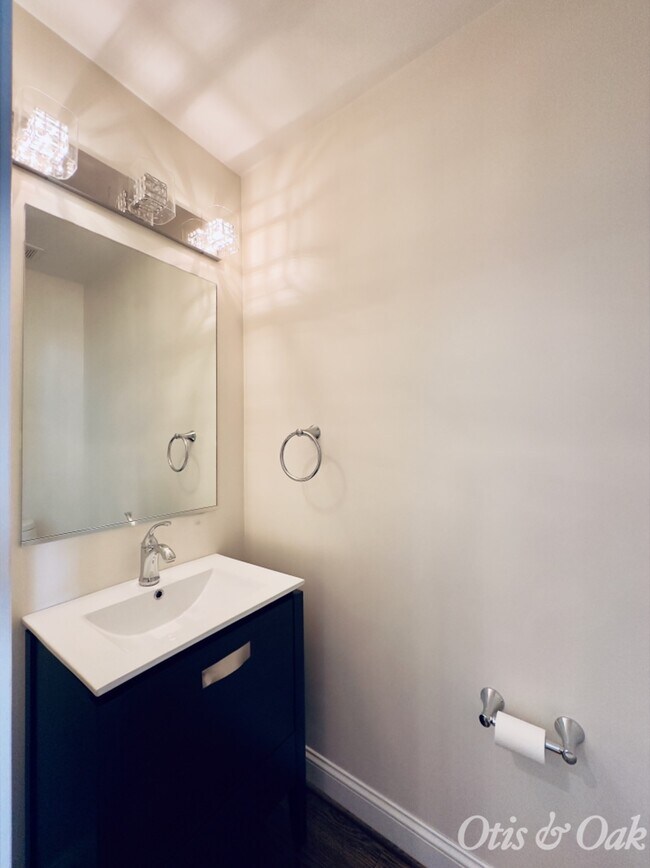 Building Photo - 3542-3513 13th St NW