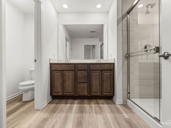 Building Photo - 14946 Dyer Ln