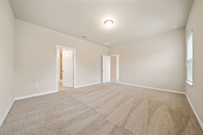 Building Photo - 8907 Arundal Garden