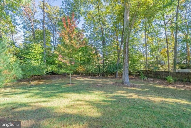 Building Photo - 6415 Bradley Blvd