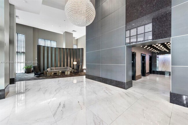 Building Photo - 951 Brickell Ave