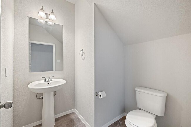 Building Photo - 408 Black Opal Dr