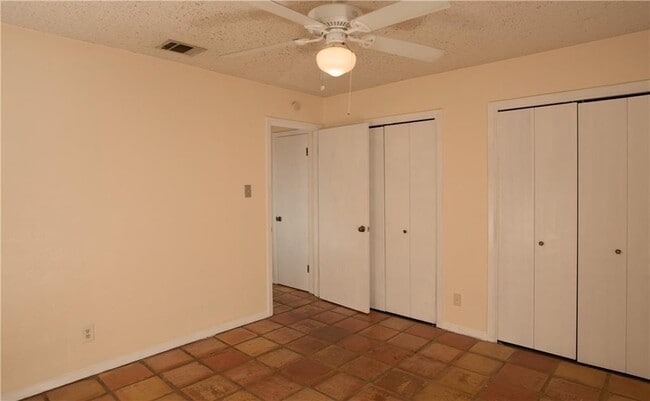 Building Photo - 4508 Elwood Rd