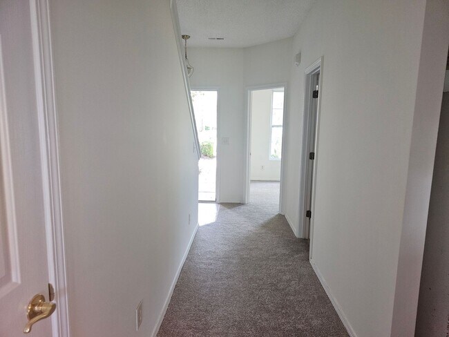 Building Photo - Kiskadee Parke C-M