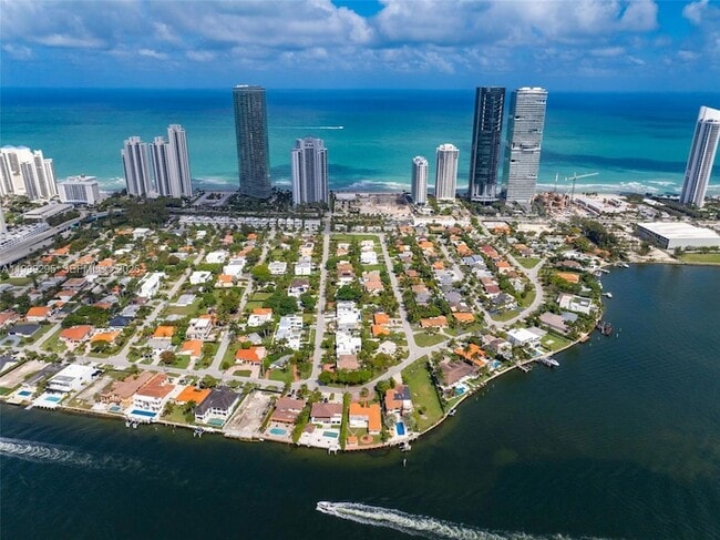 Building Photo - 261 188th St