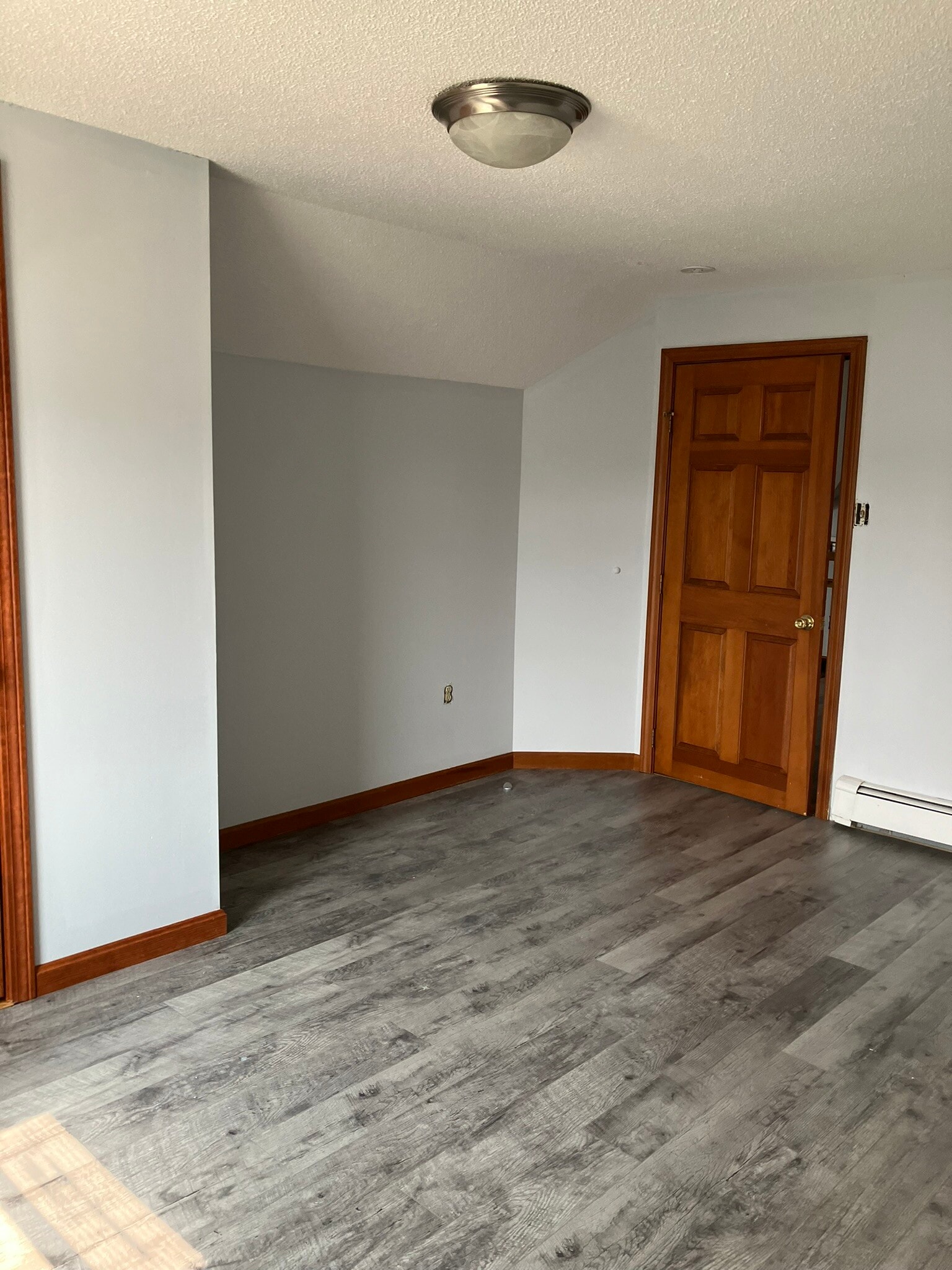 Building Photo - 229 University Ave