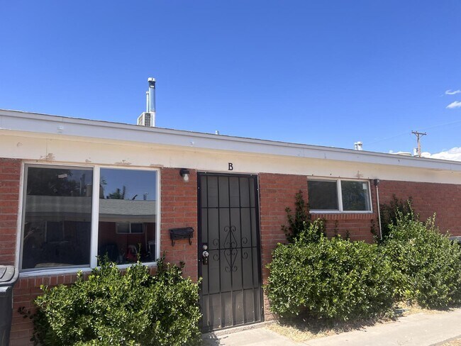 Primary Photo - 419 Dallas St SE