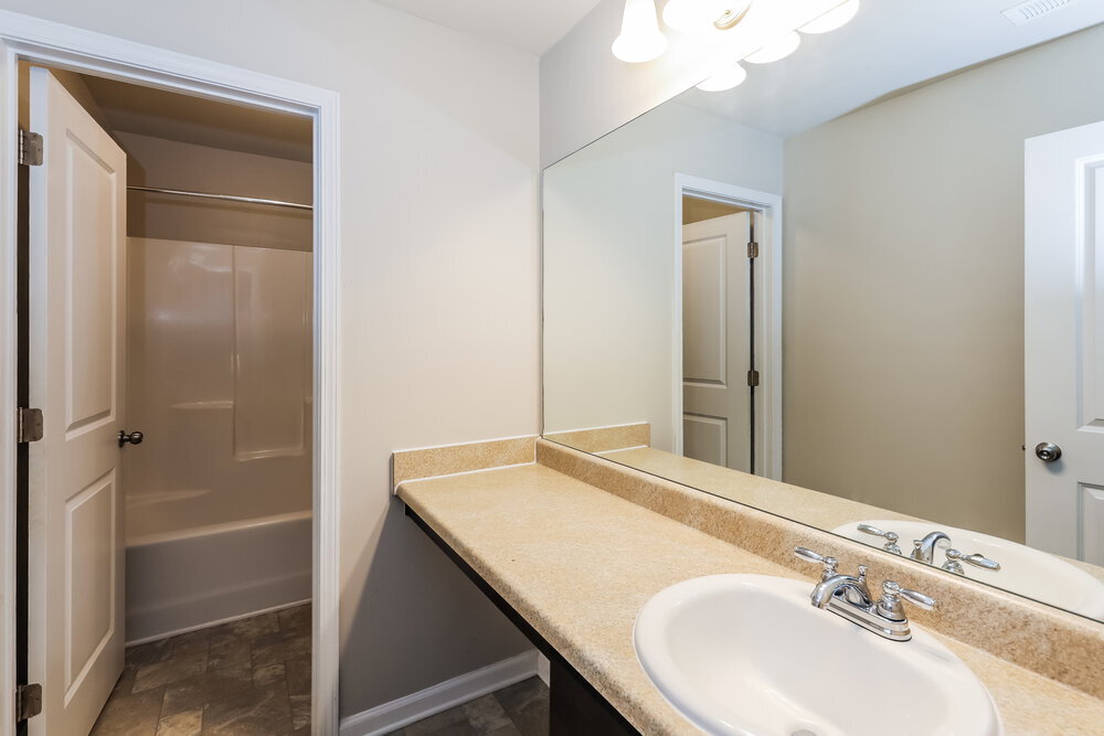 Building Photo - 184 Addy Ln