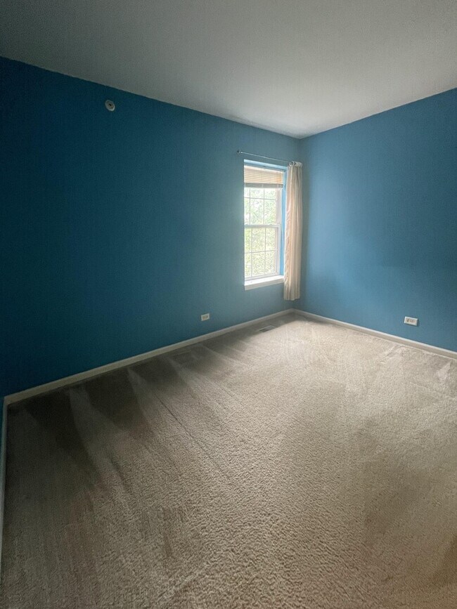 Building Photo - 1029 Enfield Dr