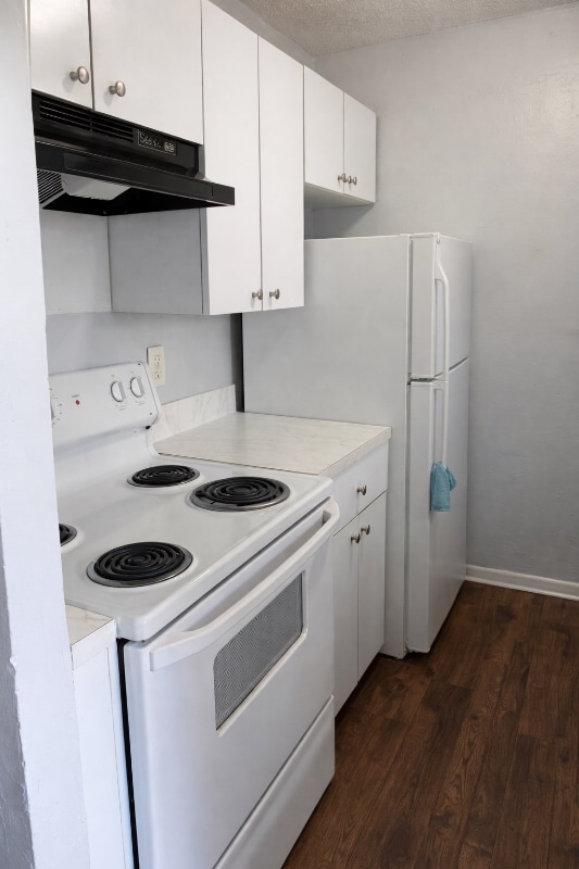 Building Photo - 5741 SW 36th Ct