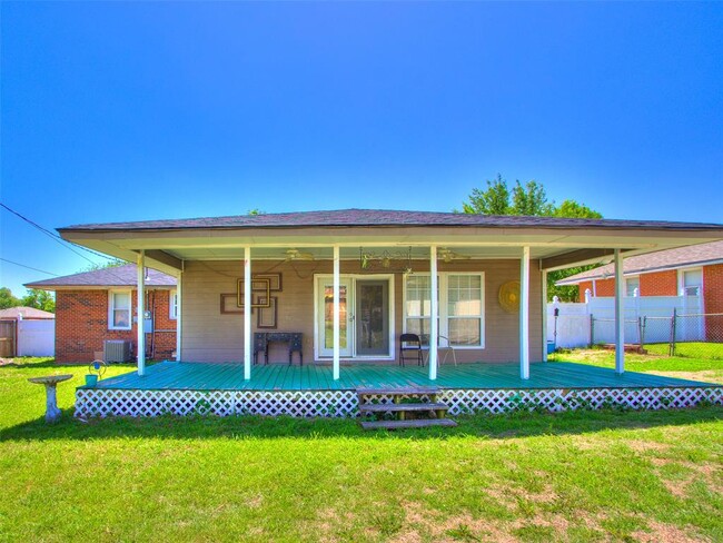 Building Photo - 125 Beard Dr