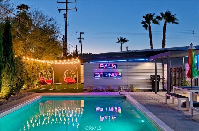 Building Photo - 2775 N Junipero Ave