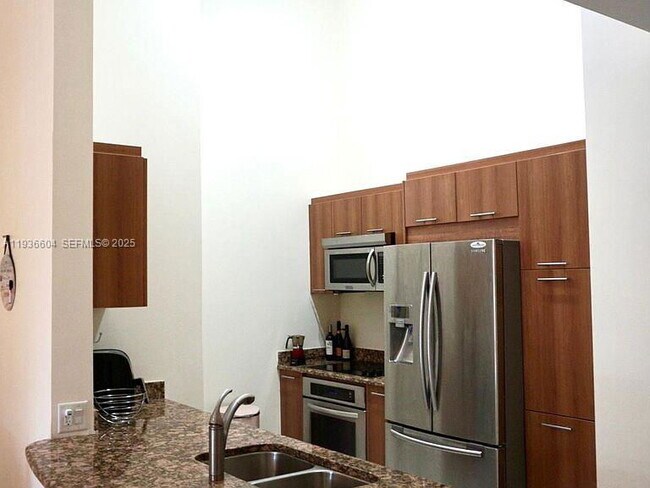 Building Photo - 510 NW 84th Ave