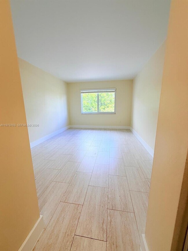 Building Photo - 7920 Camino Real