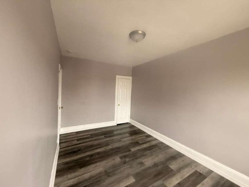 Building Photo - 14300 Lakeshore Blvd