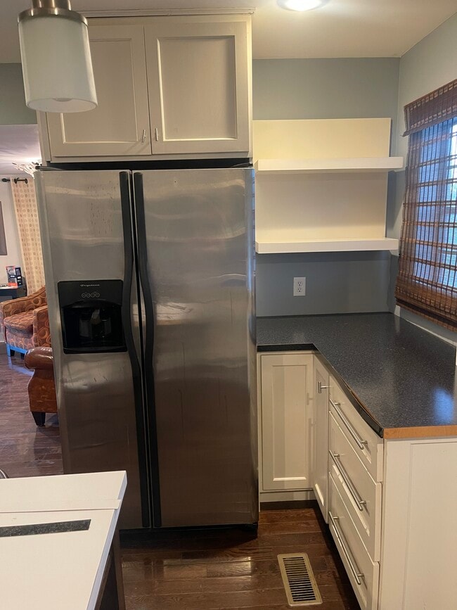 Building Photo - Brooks Street House - 1 bed 1 bath
