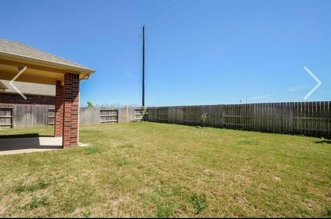 Building Photo - 4627 Windsong Creek Ln