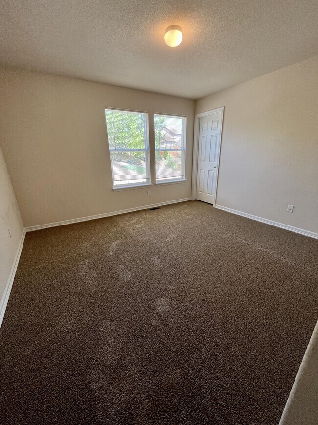Building Photo - 7595 Fargo Dr