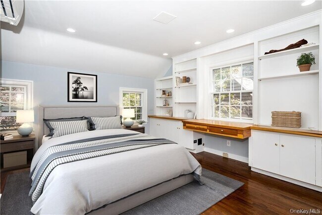 Building Photo - 25 Jerome Ave