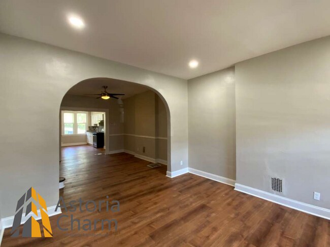 Building Photo - 3 Bedroom 1.5 Bath Baltimore Home with Finished Basement and Fenced Yard