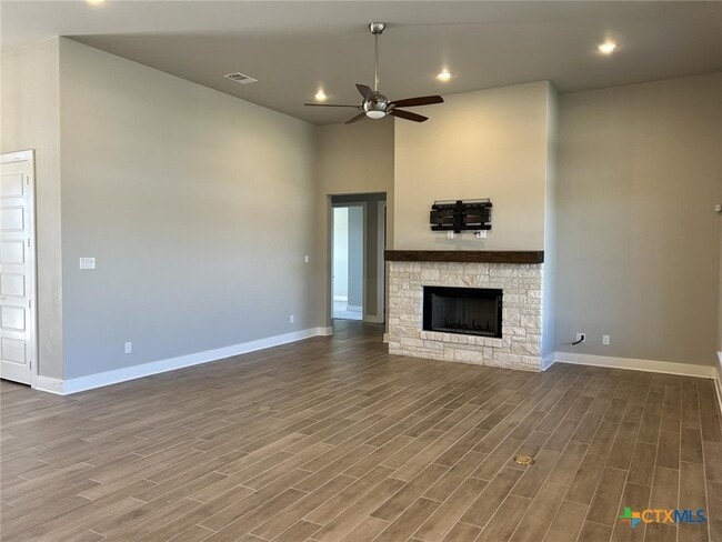 Building Photo - 6426 Clayton Ct