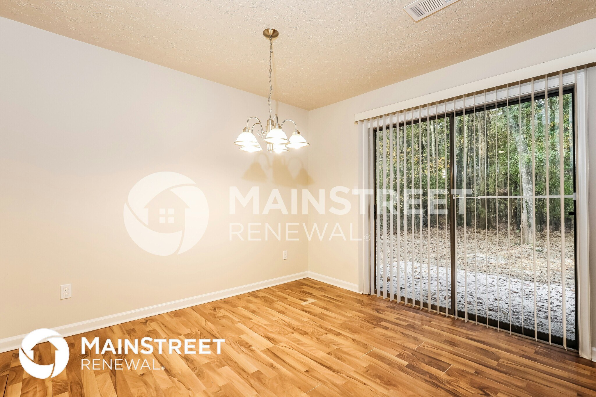 Building Photo - 9395 Forest Knoll Dr