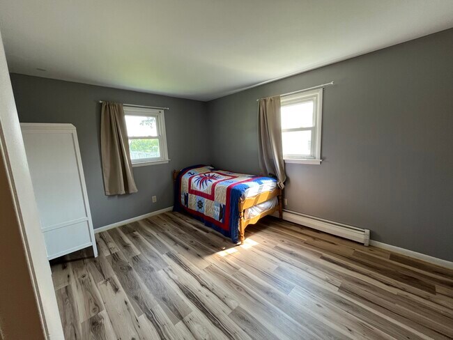 Building Photo - 6701 Bellefield Dr