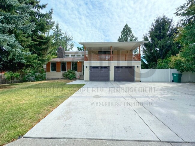 Building Photo - *COMING SOON* Entertainer's Delight - Spra...
