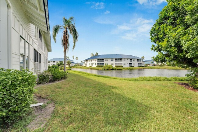 Building Photo - 840 Audubon Dr