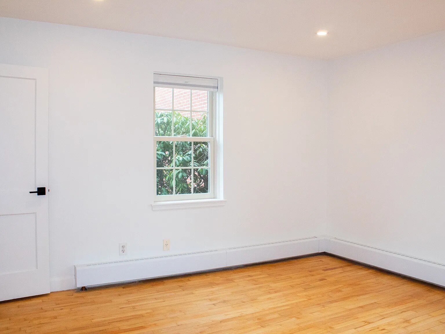 Building Photo - 33 Hammond Pond Pky