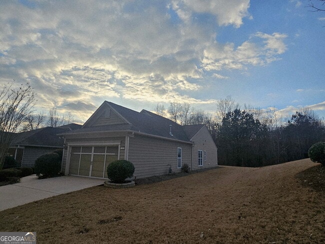 Building Photo - 130 Magic Lily Dr