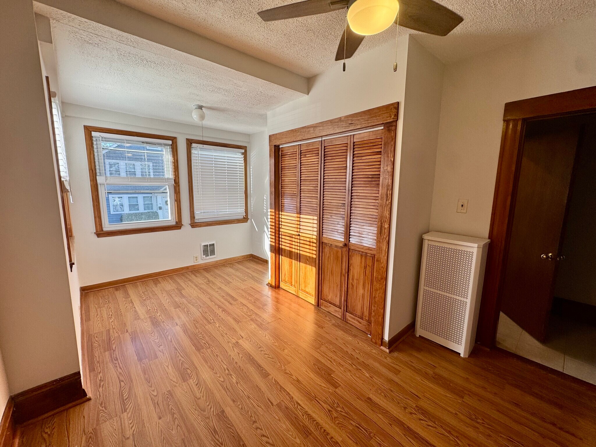 Building Photo - 69 Turner St