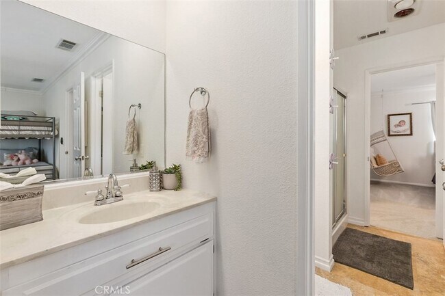 Building Photo - 35455 El Niguel Rd