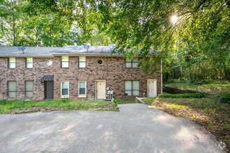 Building Photo - 1120 Windgate Cir NW
